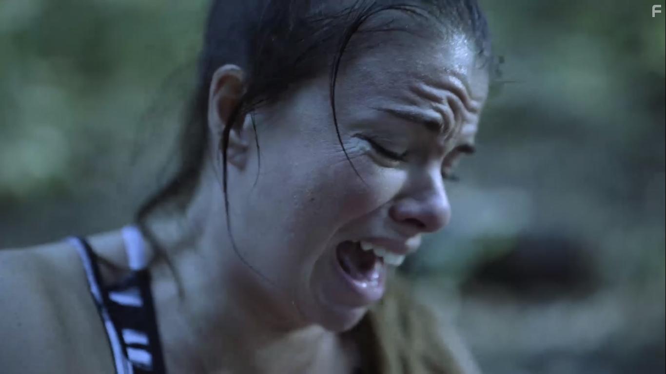 Mirianne Brl in Montreal Dead End (2018)