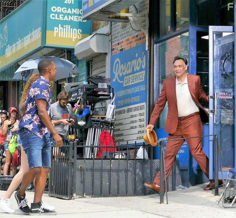 Jimmy Smits in In the Heights (2021)