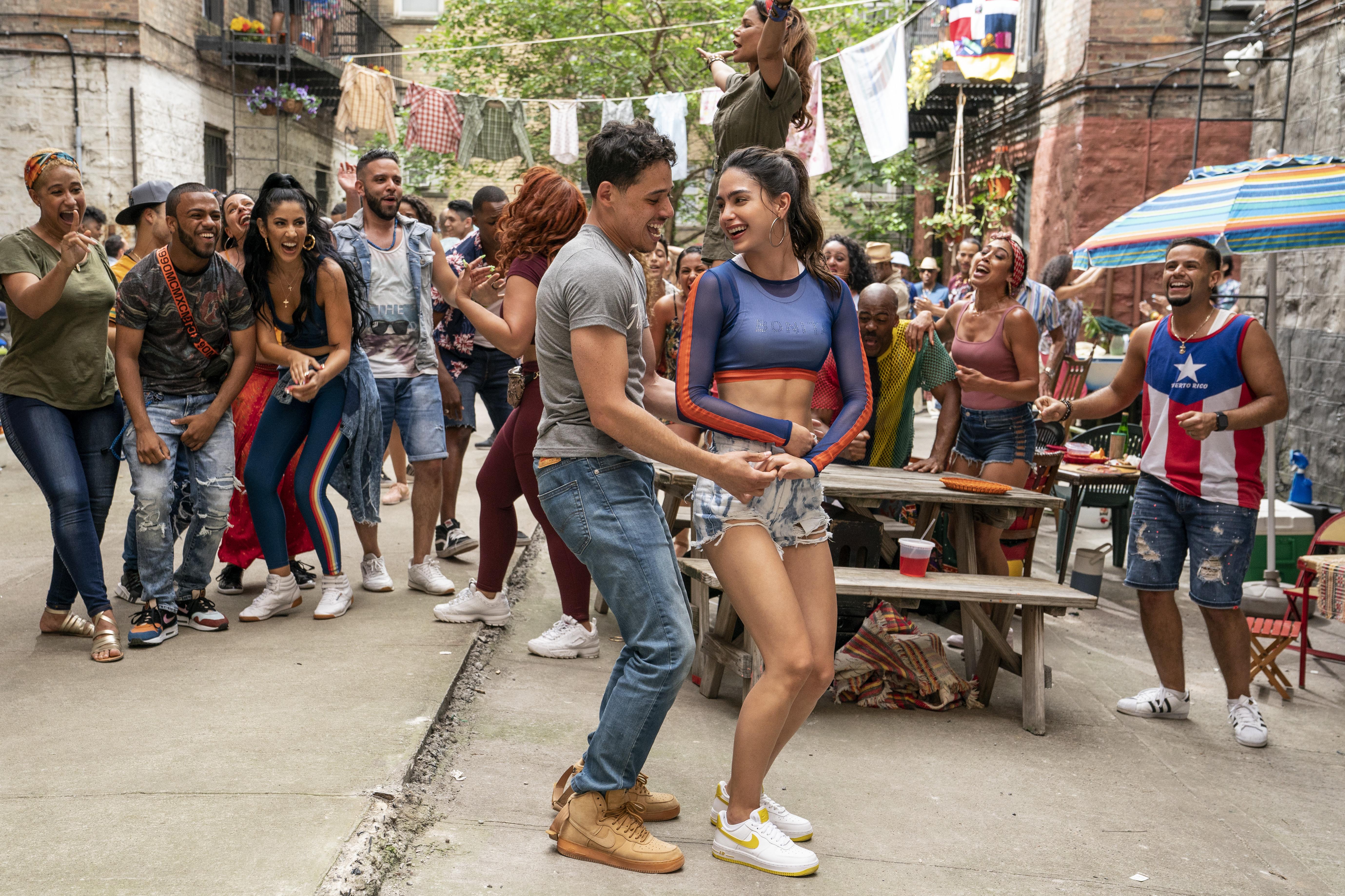 Melissa Barrera and Anthony Ramos in In the Heights (2021)