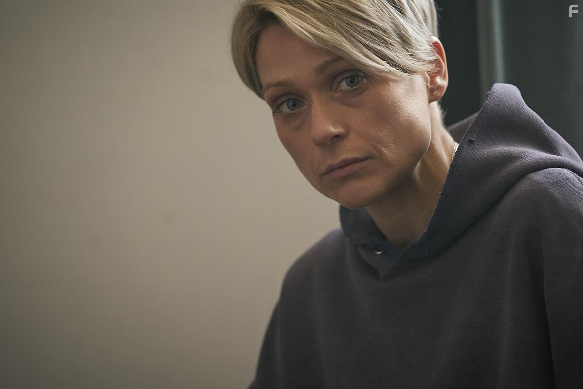 Sian Brooke in Body of Water (2020)