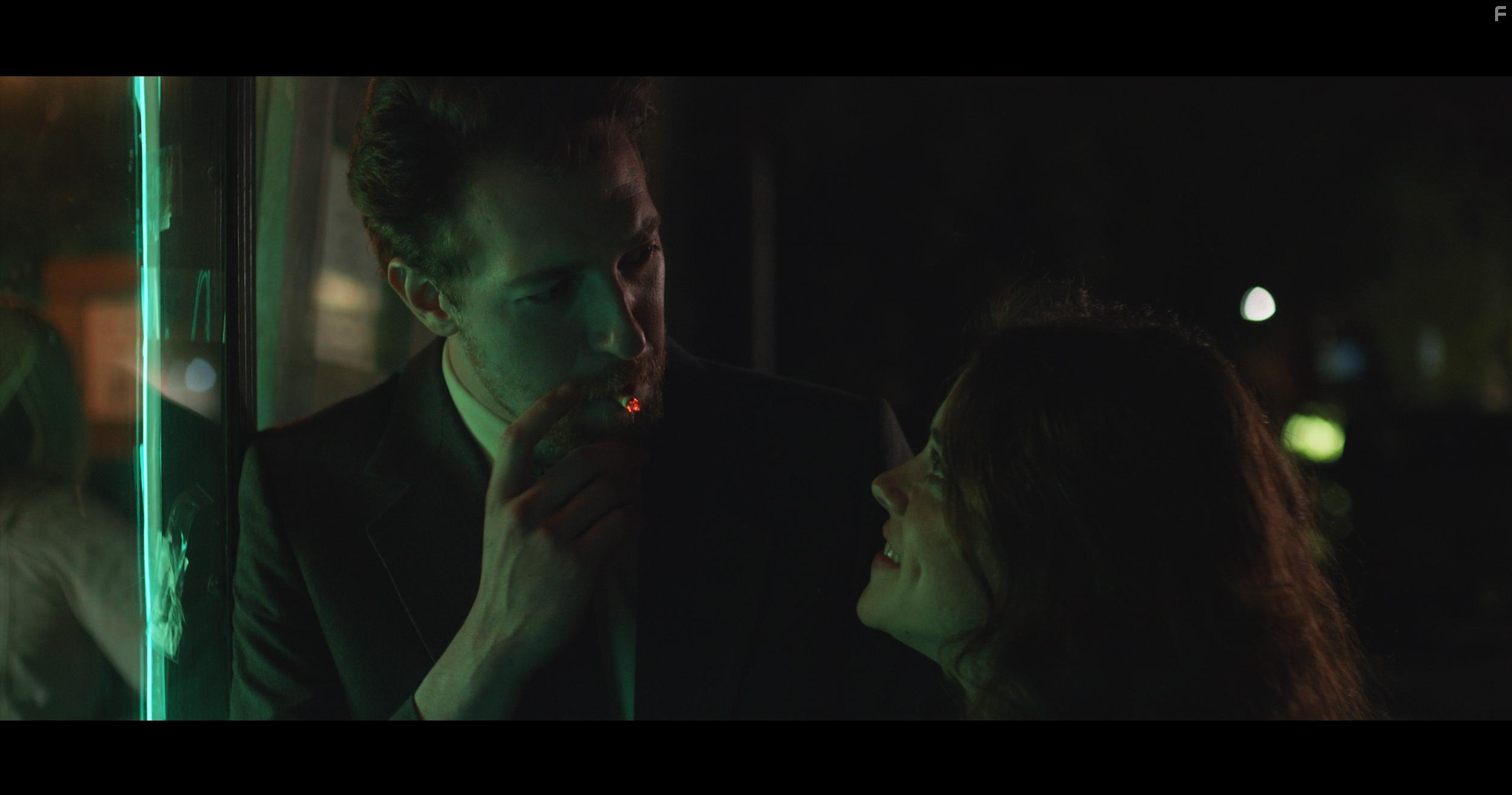 Alex Knapp and Olivia Luccardi in Go/Don't Go (2020)