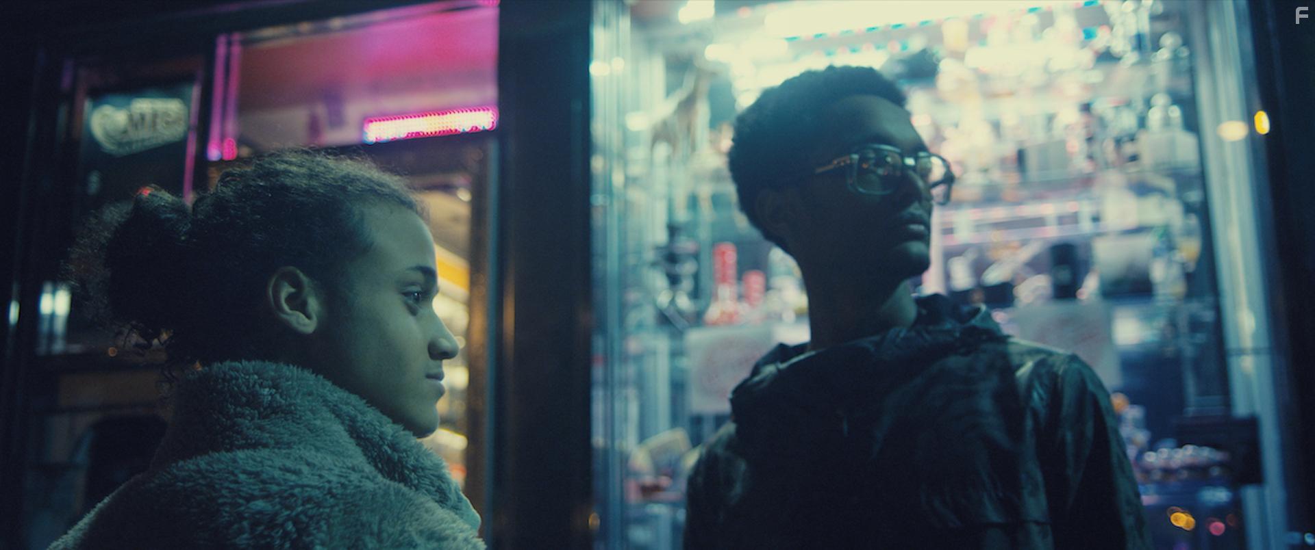 Xisko Maximo Monroe and Khadim Diop in American Thief (2020)