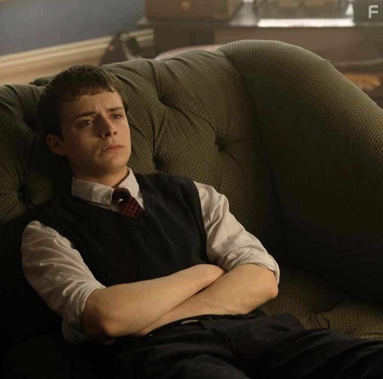 Lucas Jade Zumann in Dr. Bird's Advice for Sad Poets (2021)