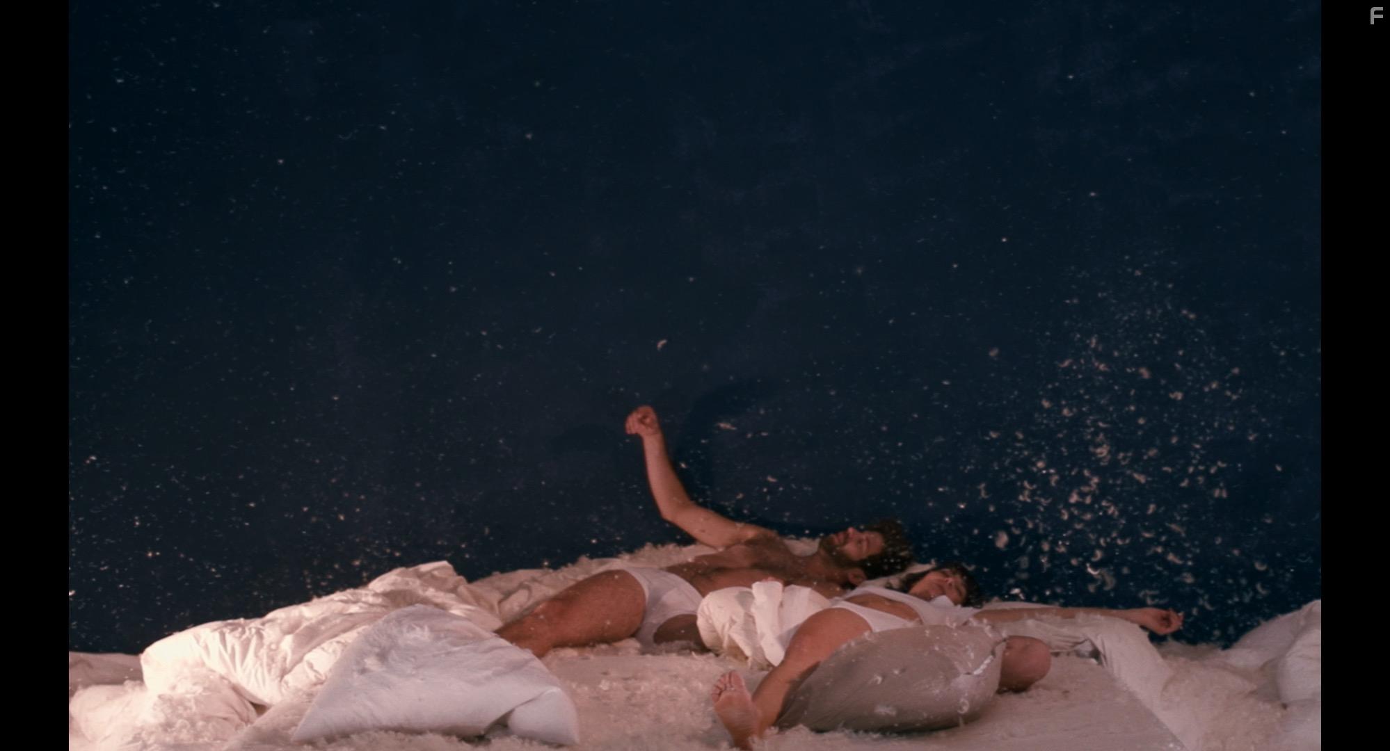 Viola von Scarpatetti and Simon Pelletier-Gilbert in Fly in Fly out - Cadavre Exquis (2019)