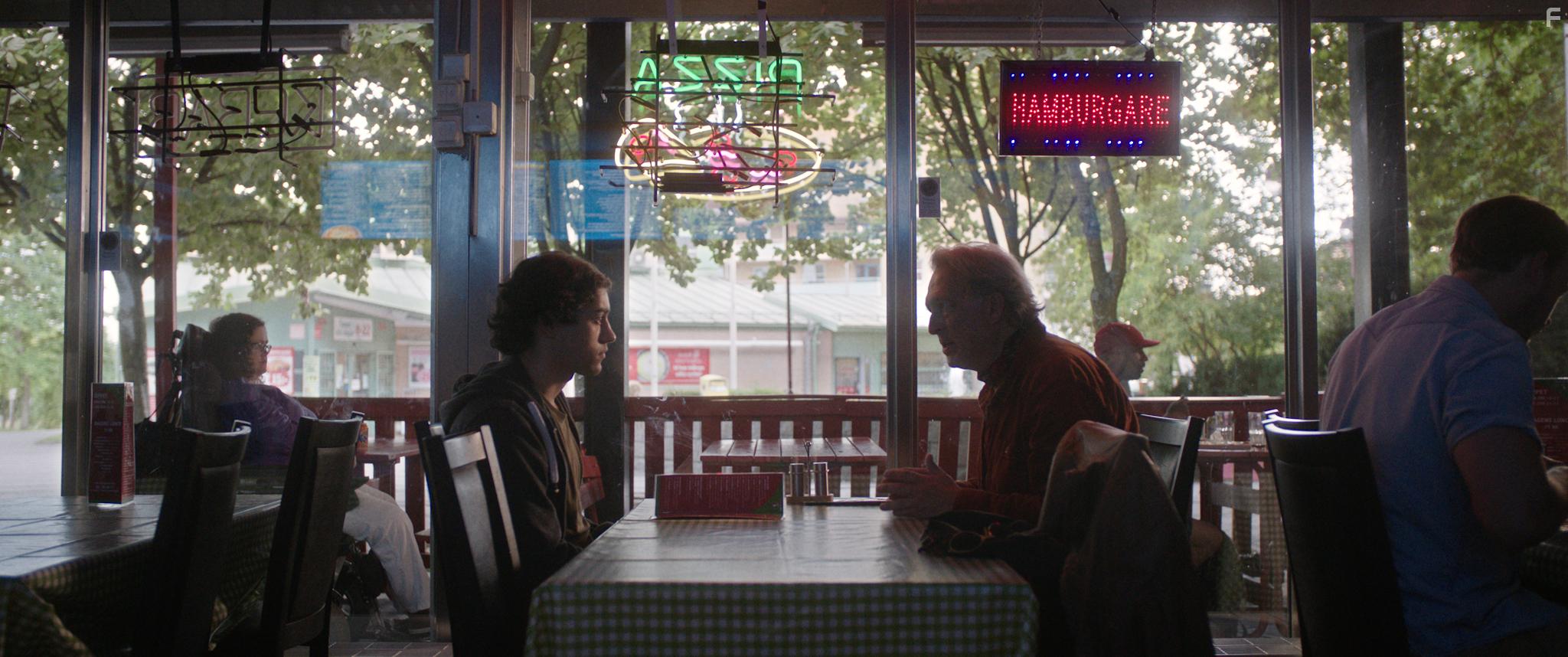 Philip Zandn and Simon Settergren in Kungen av Atlantis (2019)