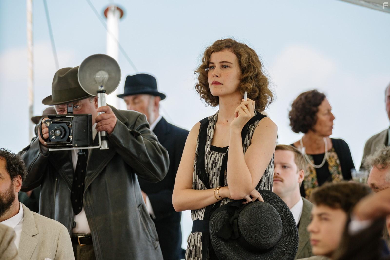 Carla Juri in Als Hitler das rosa Kaninchen stahl (2019)