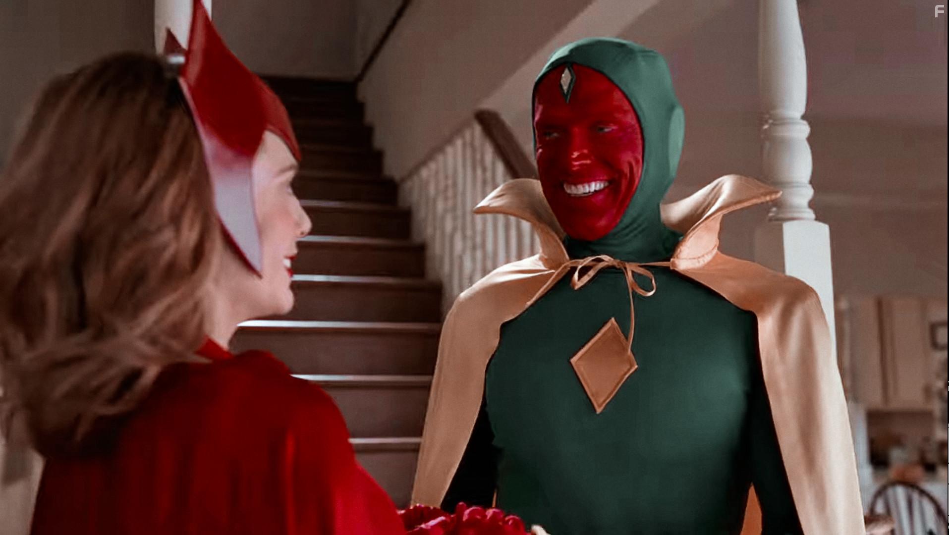 Paul Bettany and Elizabeth Olsen in WandaVision (2021)