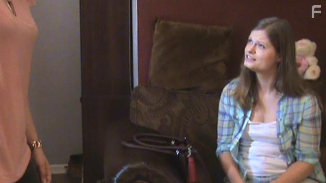 Caitlyn Bailey and Hailee Mason in Evil Deeds (2019)