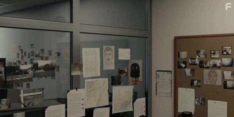 Night Stalker: The Hunt for a Serial Killer (2021)