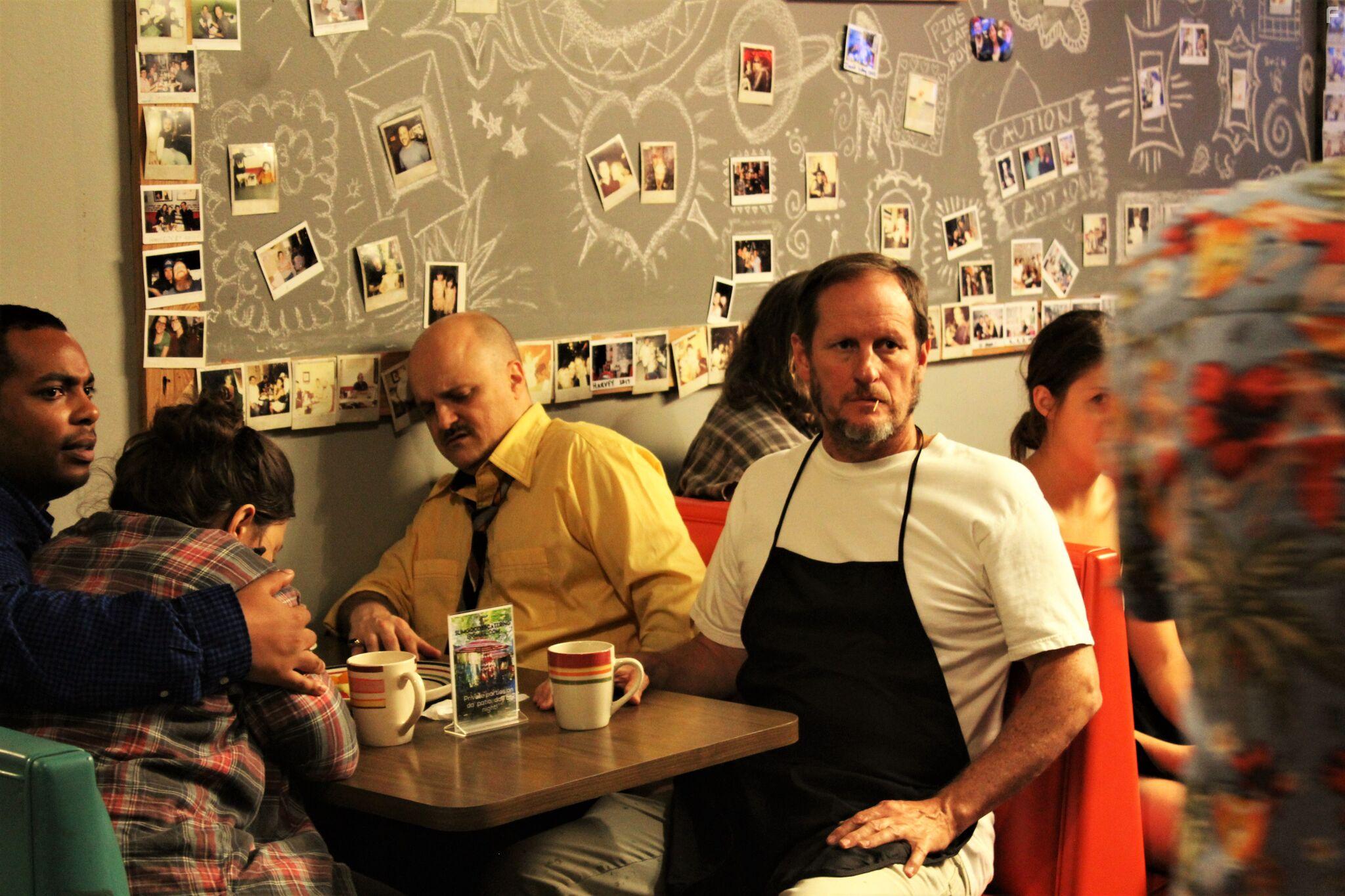 Фастфуд и сигареты