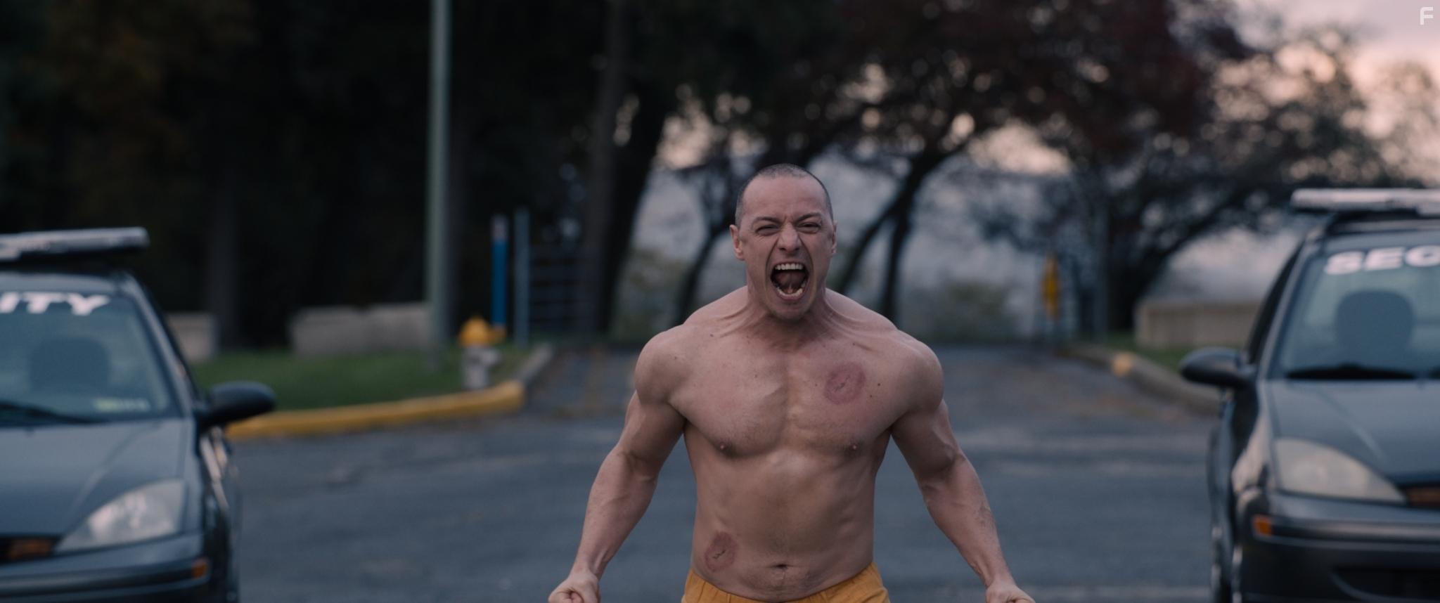 James McAvoy in Glass (2019)