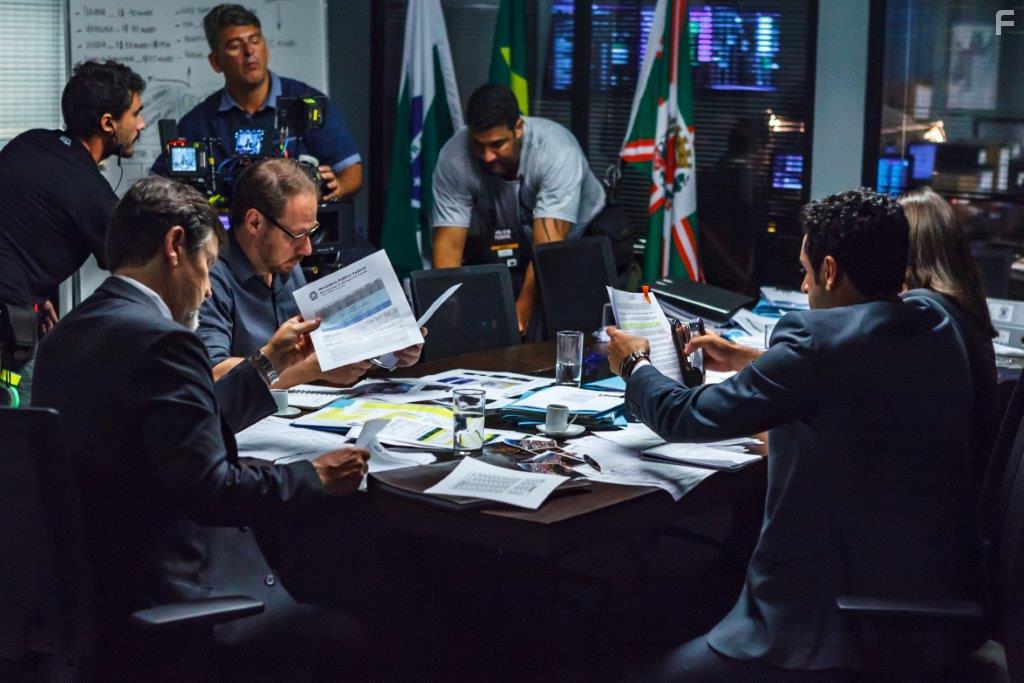 Flvia Alessandra, Marcelo Brasil, Antonio Calloni, Bruce Gomlevsky, and Joo Baldasserini in Polcia Federal: A Lei  para Todos (2017)