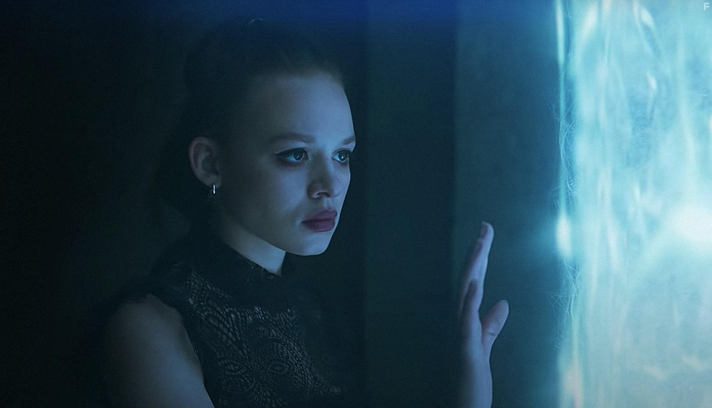 Sadie Soverall in Fate: The Winx Saga (2021)