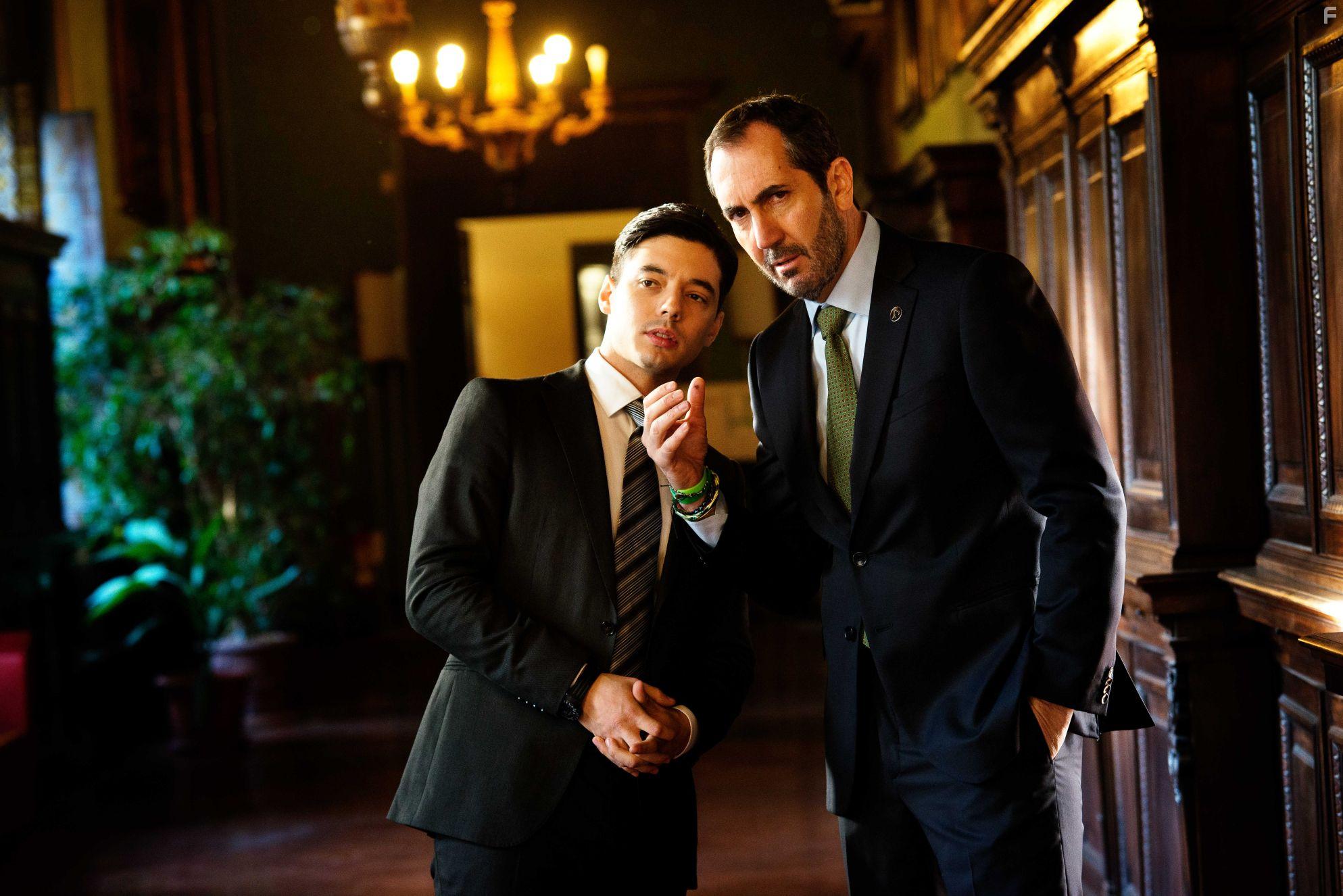 Paolo Calabresi in Bentornato presidente (2019)