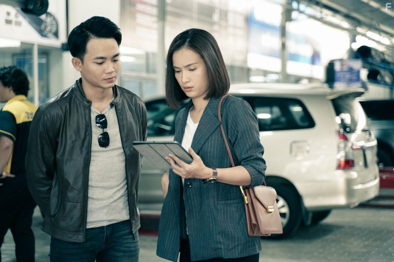 Ai Phuong and Anh Tu in Bang Chung Vo Hinh (2020)