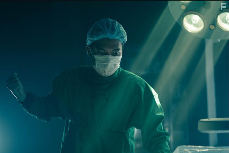 Quang Tuan in Bang Chung Vo Hinh (2020)