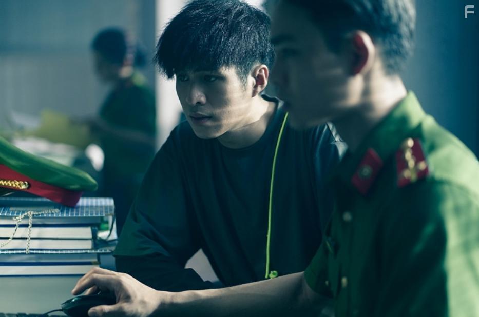 Do Nhat Truong and Anh Tu in Bang Chung Vo Hinh (2020)