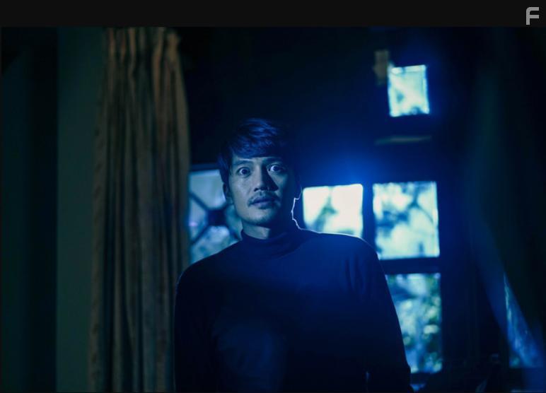 Quang Tuan in Bang Chung Vo Hinh (2020)