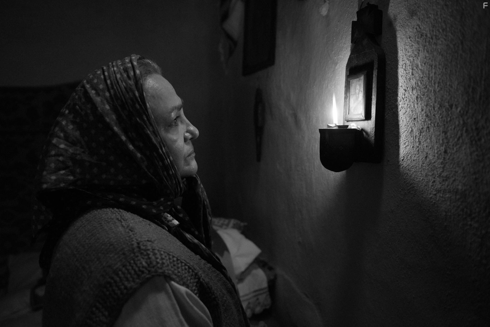 Dana Dogaru in Moromete Family: On the Edge of Time (2018)