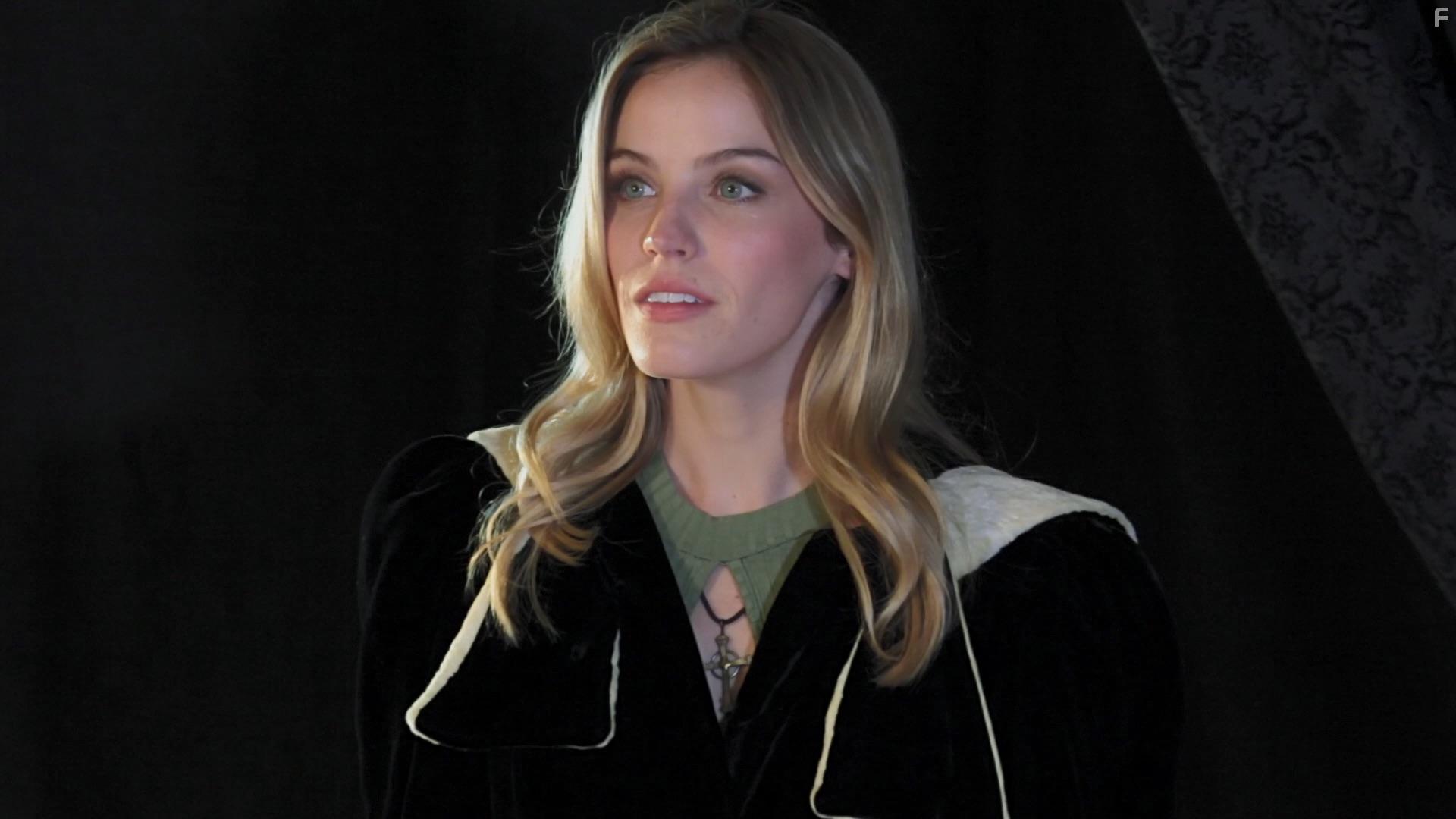 Mia Marcon in Pig Blood Vampire (2020)