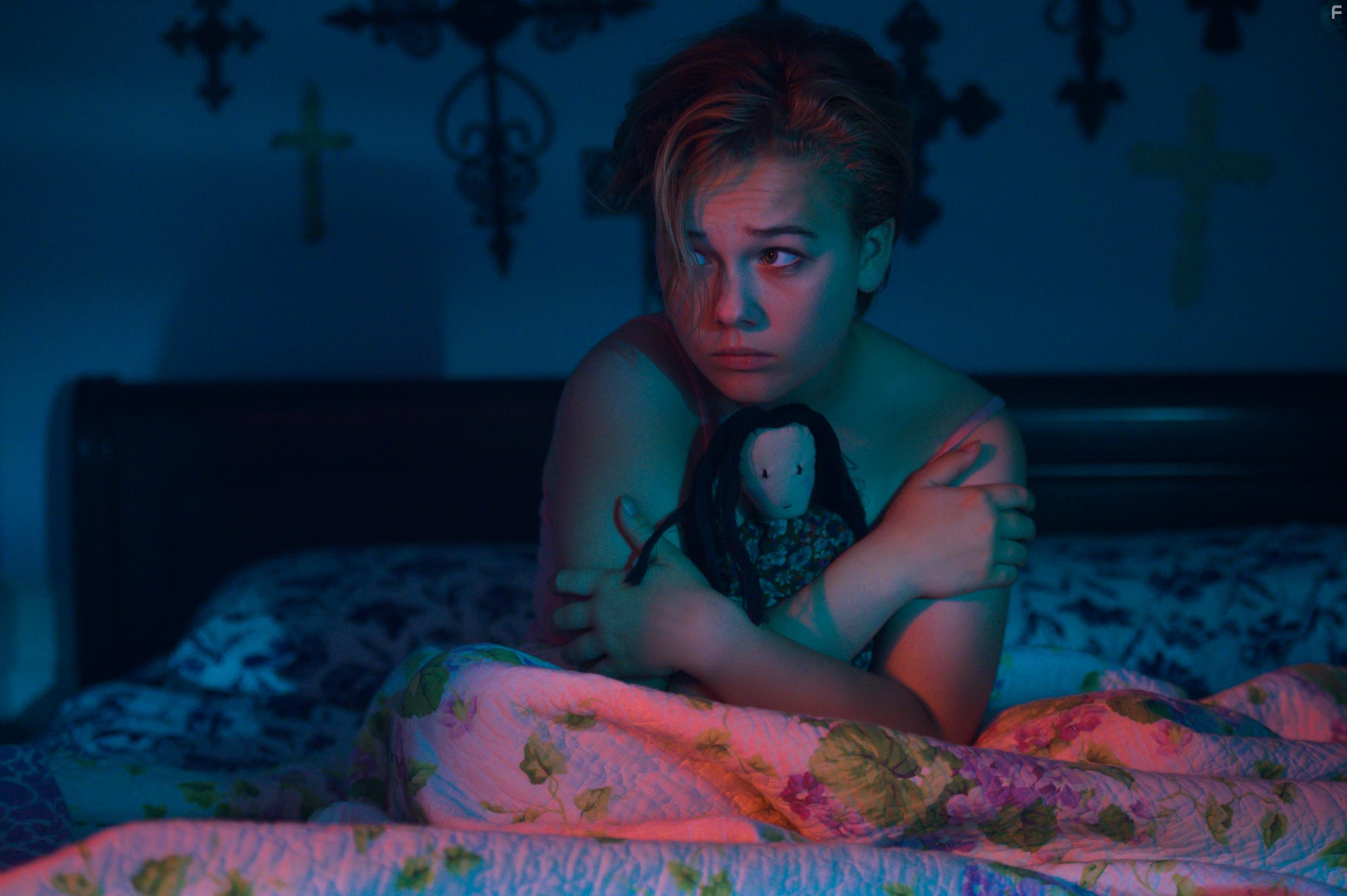 Remi Cannon in Transference (2020)