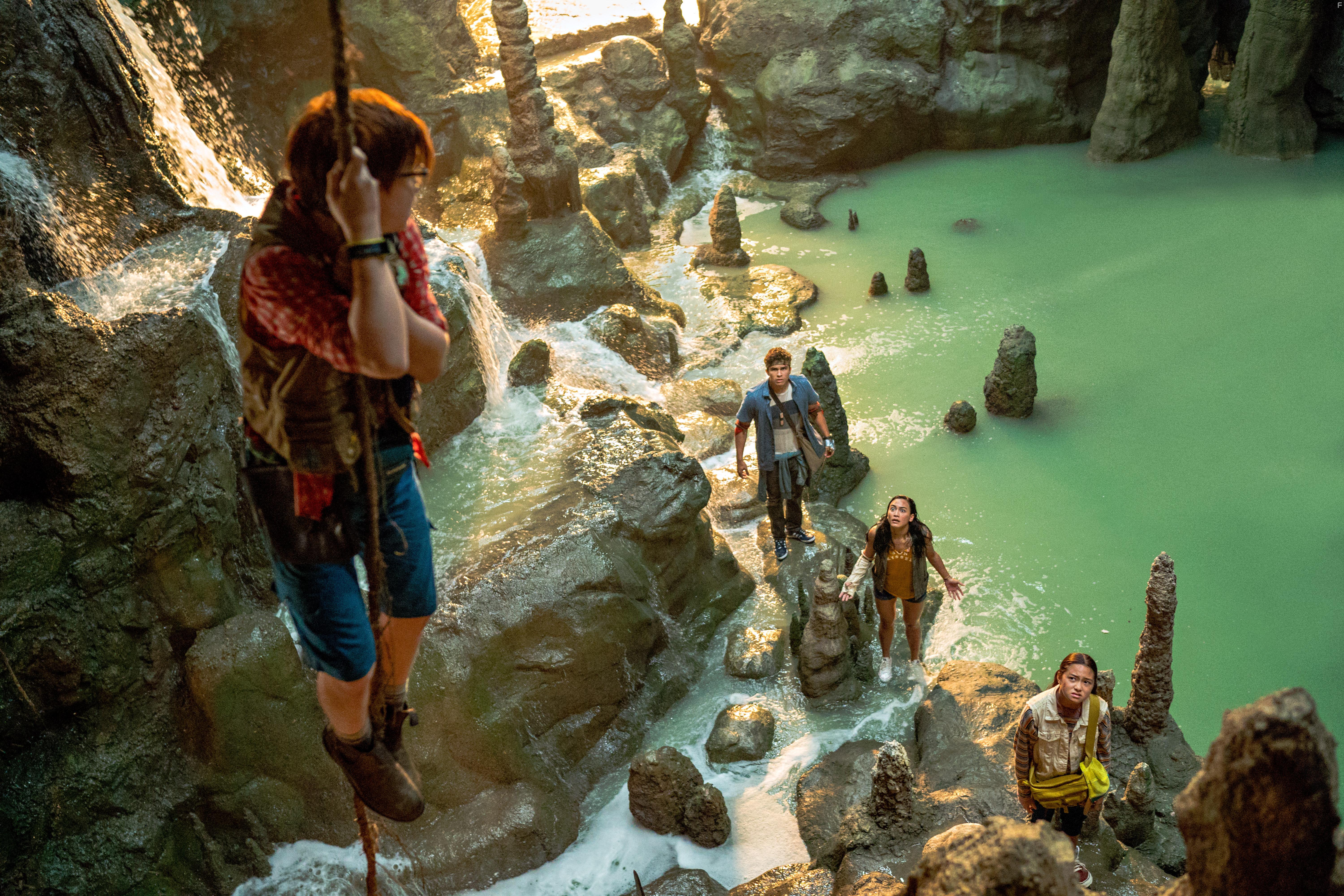 Owen Vaccaro, Alex Aiono, Lindsay Watson, and Kea Peahu in Finding 'Ohana (2021)