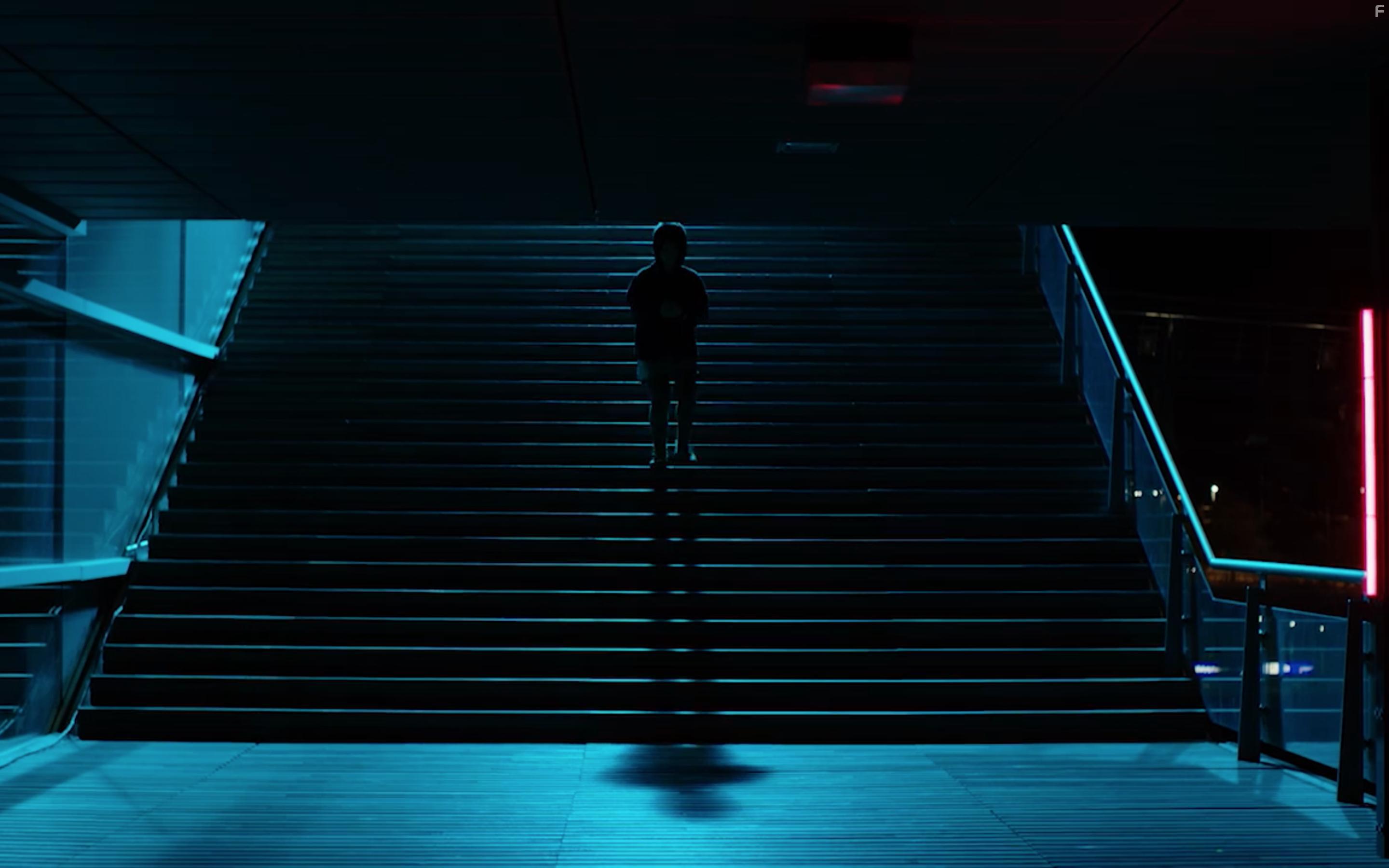 Jade Olieberg in Der Amsterdam Krimi: Tod im Hafenbecken (2020)