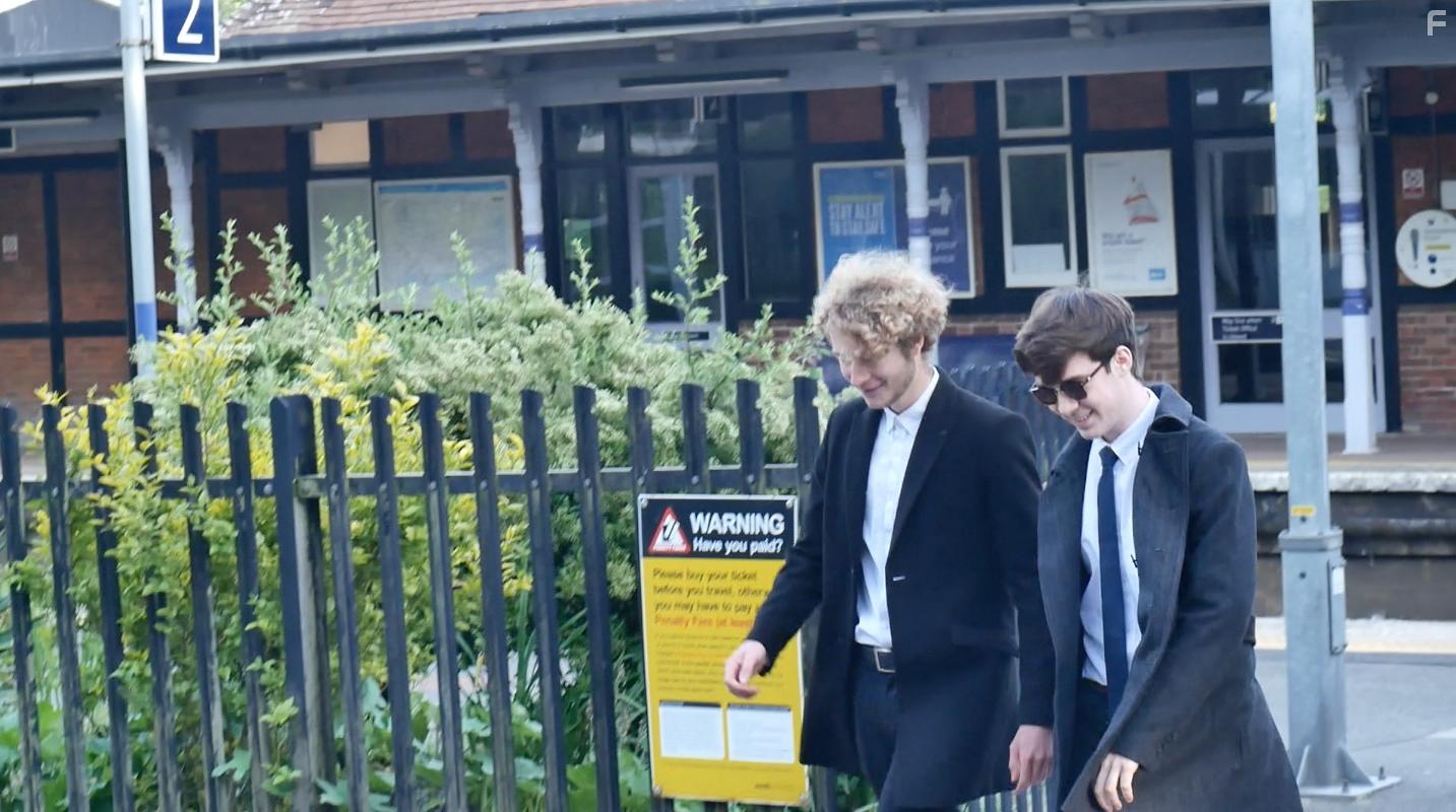 Morgan O'Callaghan and George Everett-Button in The Arsonist (2020)