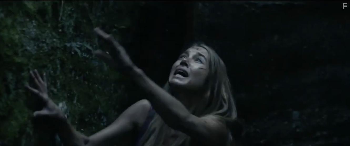 Charlotte Vega in Wrong Turn (2021)