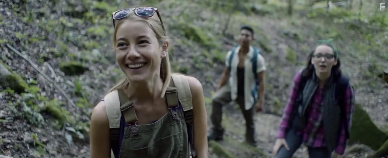 Emma Dumont, Charlotte Vega, and Adrian Favela in Wrong Turn (2021)