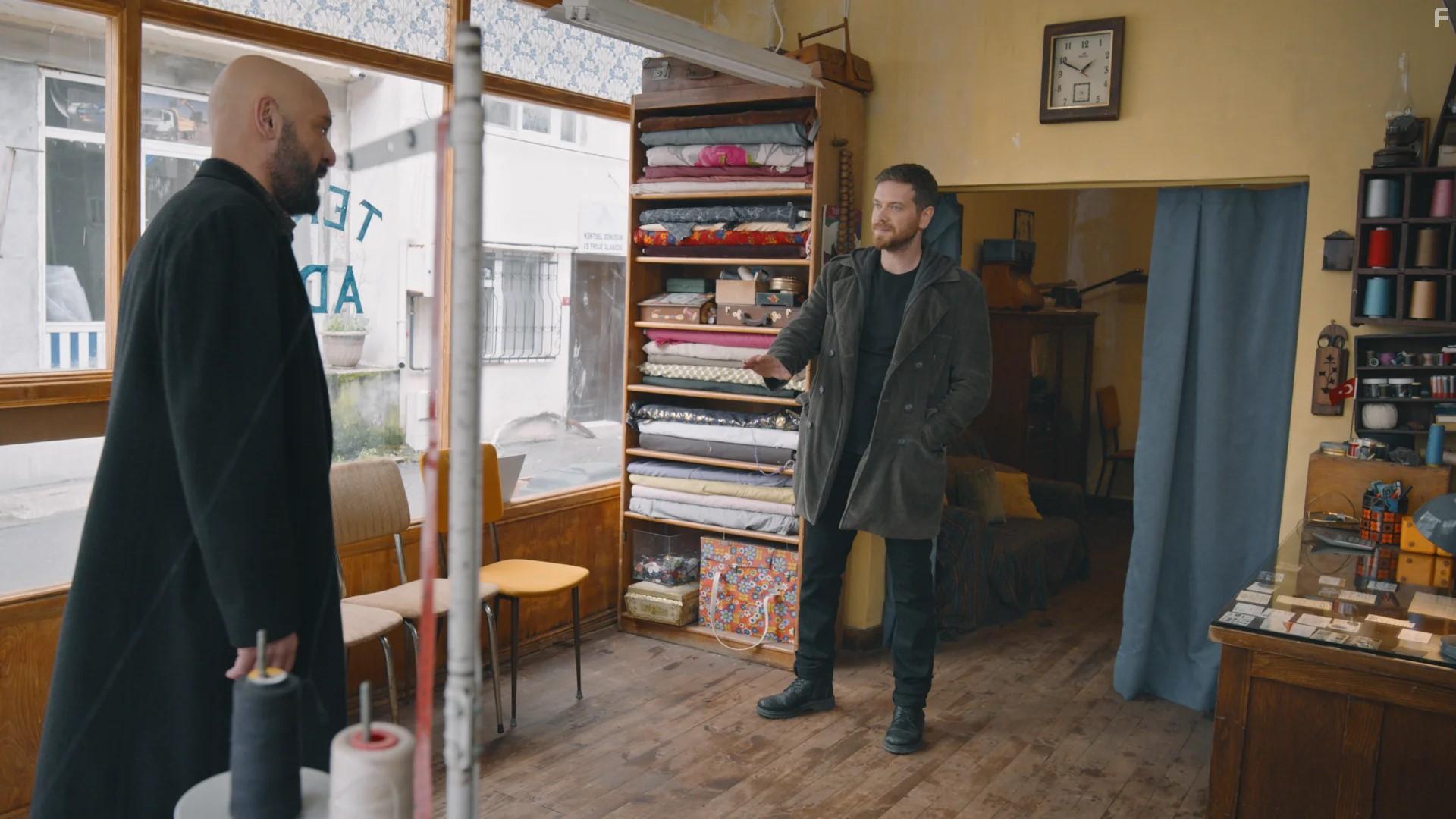 Tolga Tekin and Engin ztrk in 50M2 (2021)