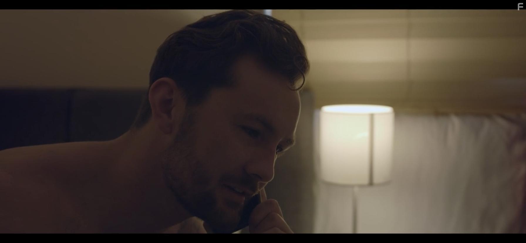 Aaron Mackenzie in Cam Girls (2021)