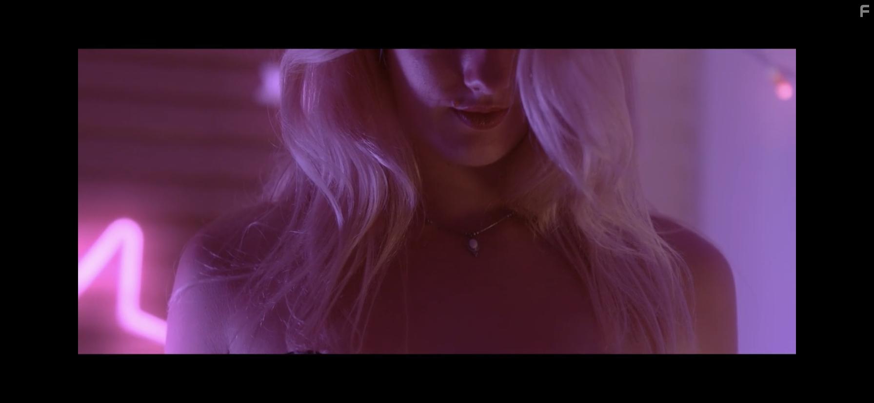 Abi Casson Thompson in Cam Girls (2021)