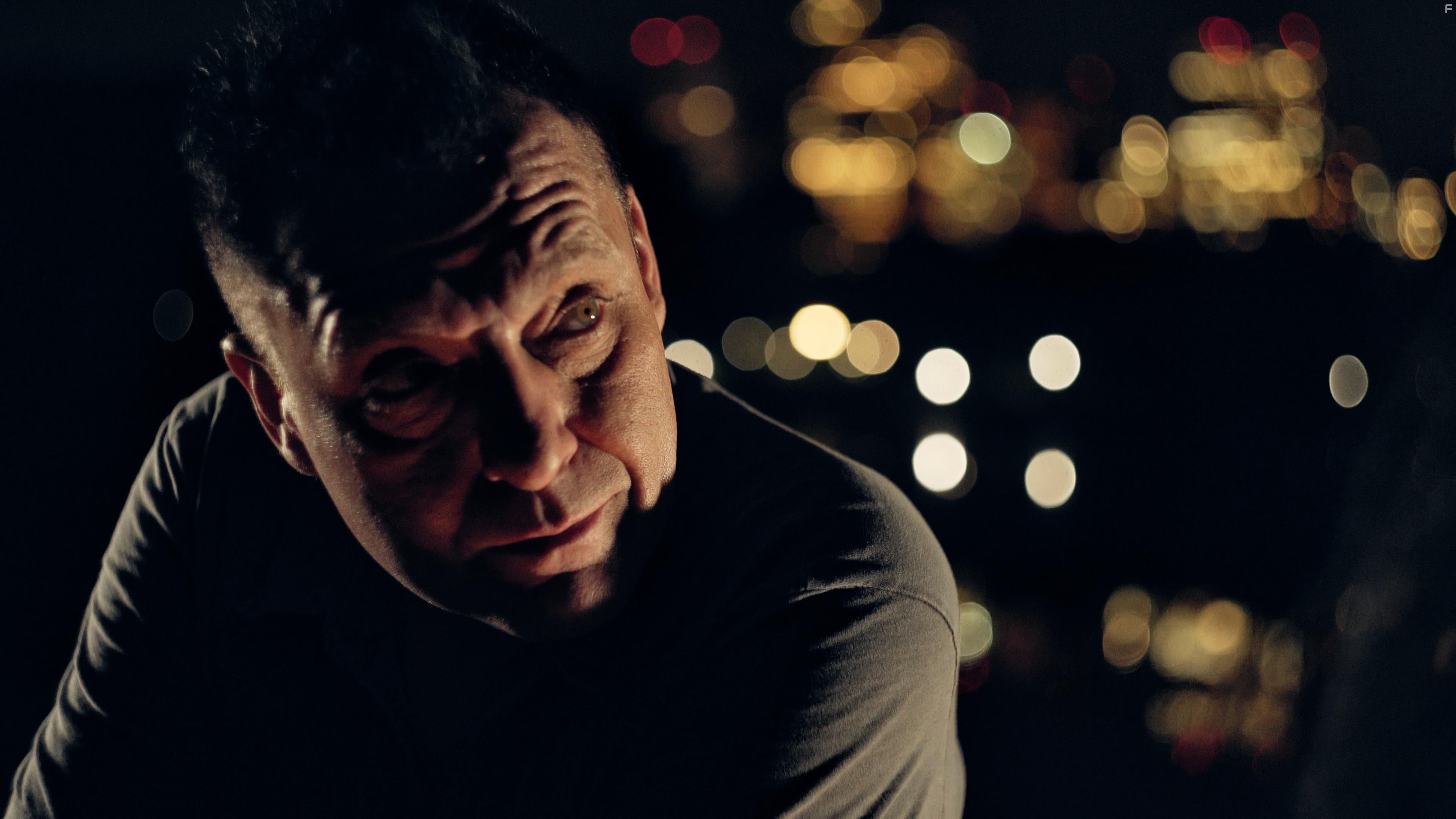 Tom Sizemore in Central Park Dark (2021)