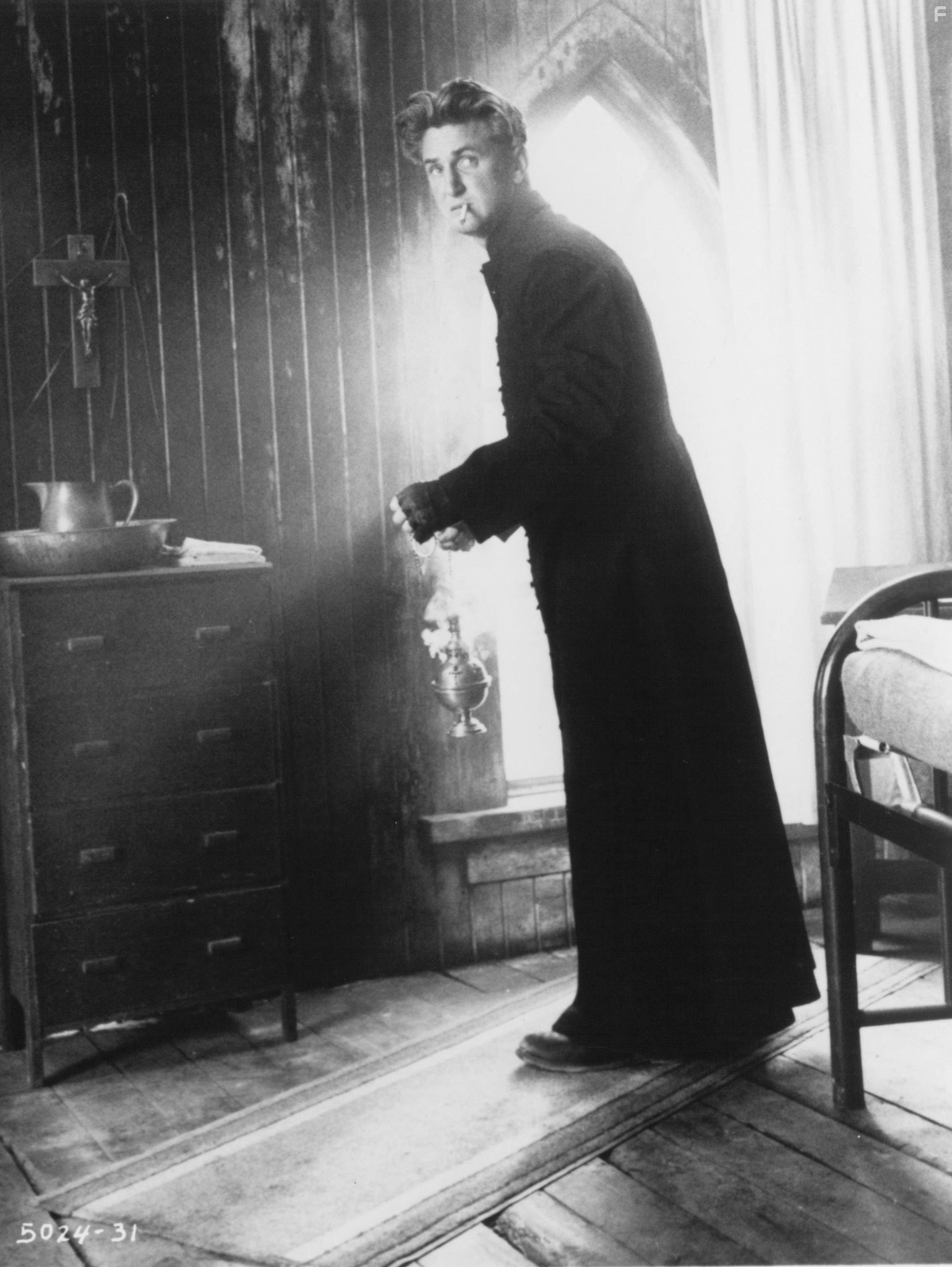 Sean Penn in Мы не ангелы (1989)