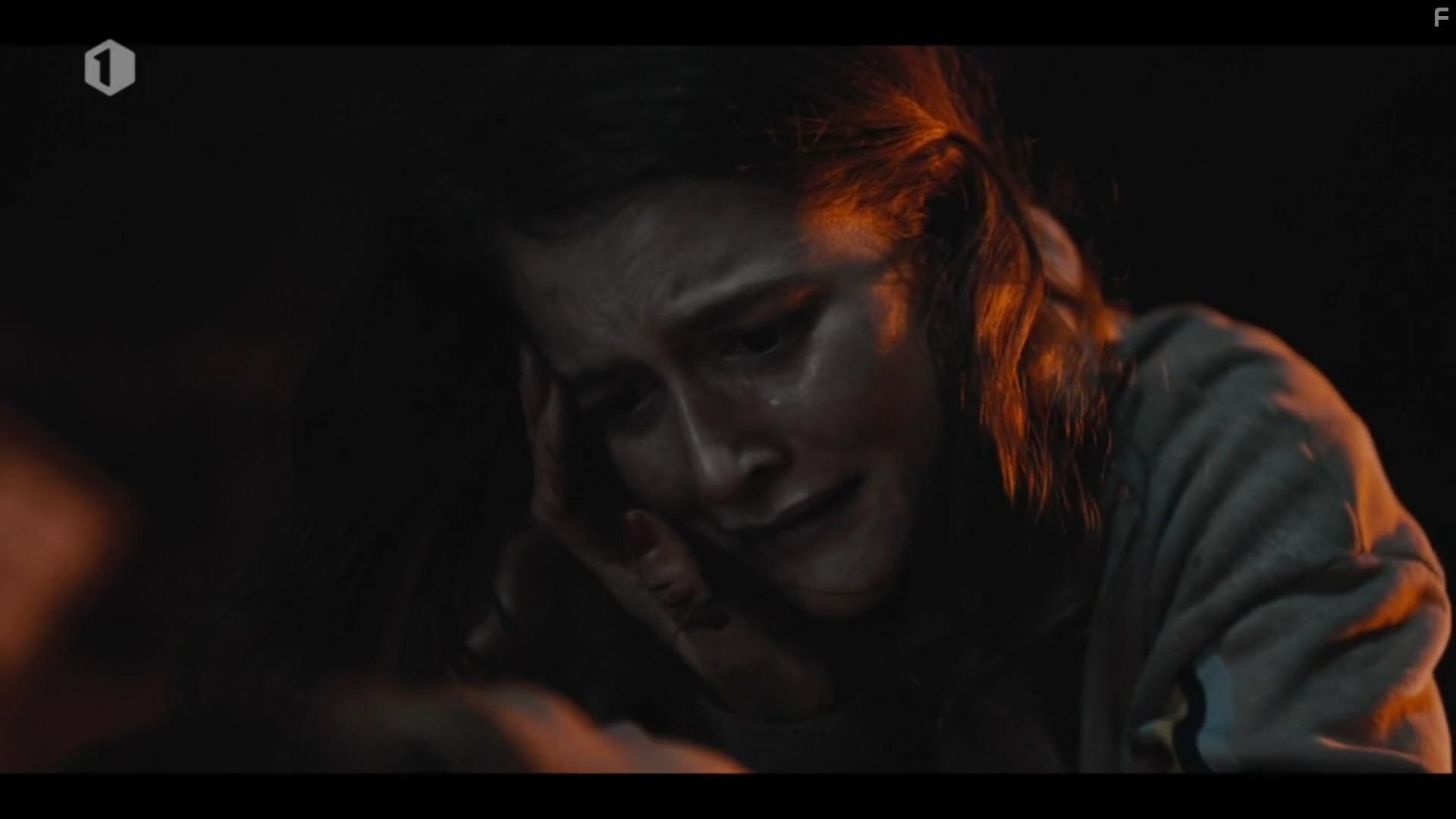 Anna De Ceulaer in Black-out (2020)