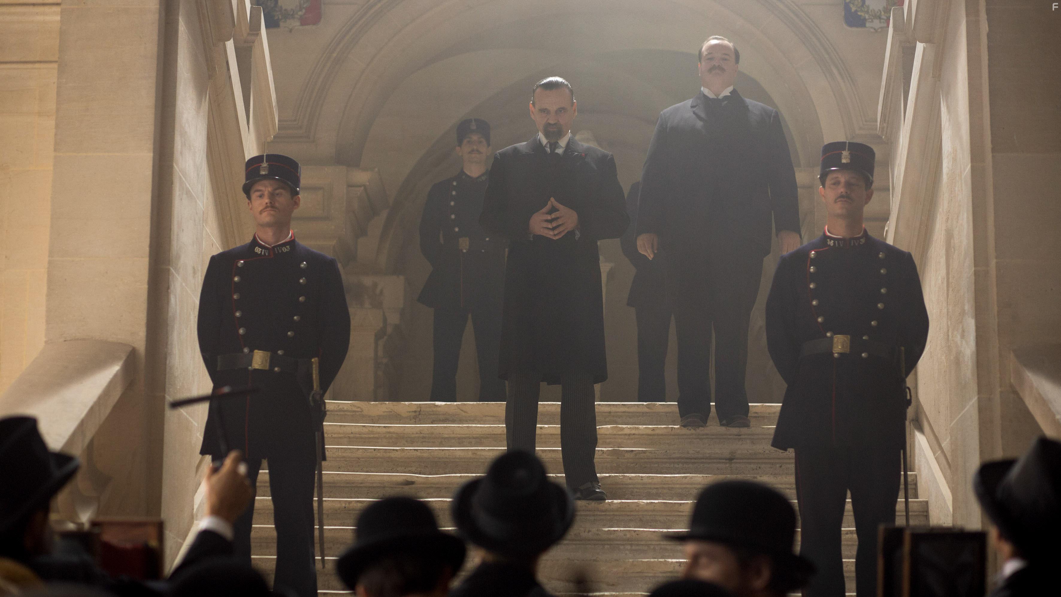 Marc Barb in Paris Police 1900 (2021)