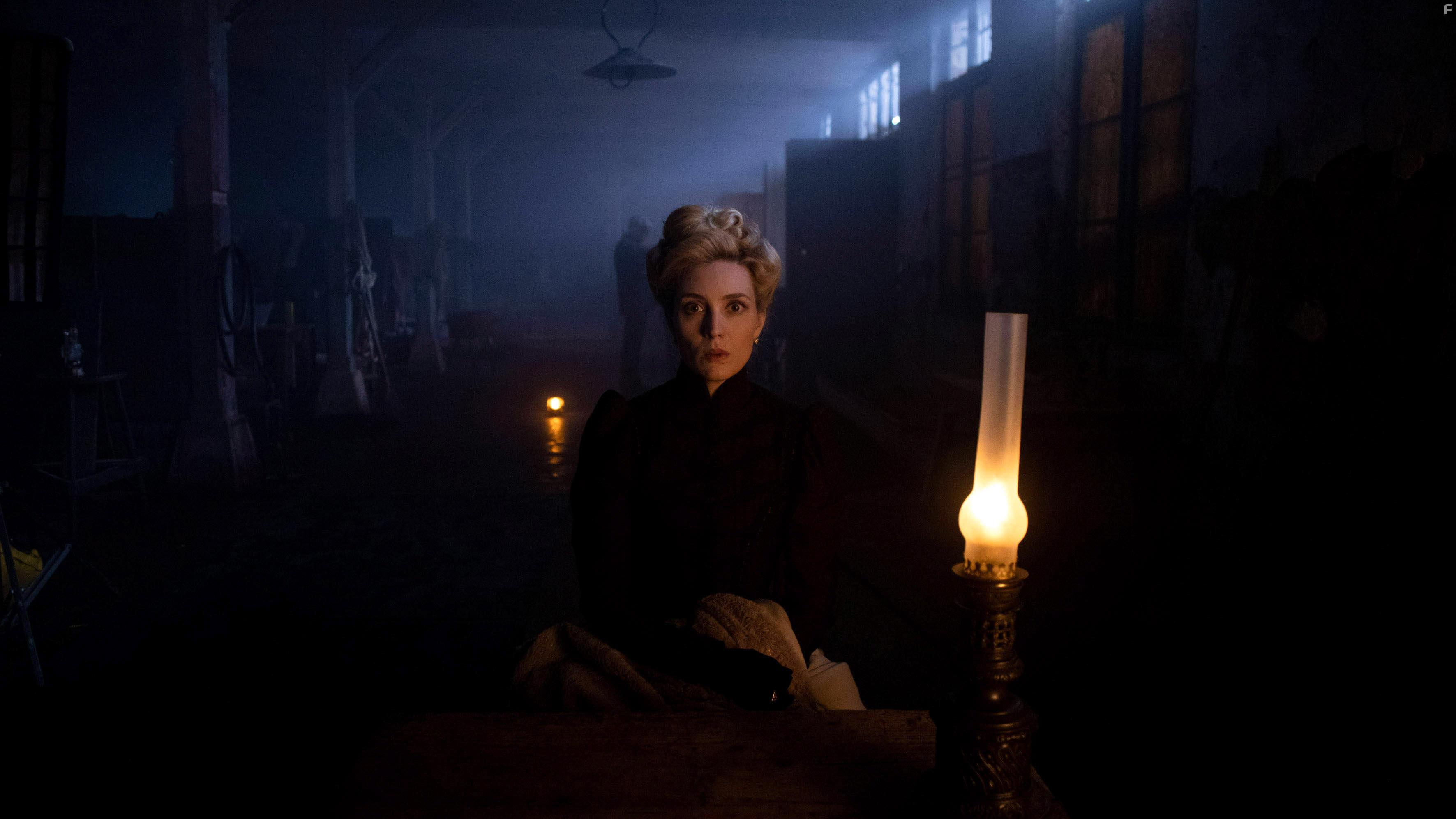 Evelyne Brochu in Paris Police 1900 (2021)
