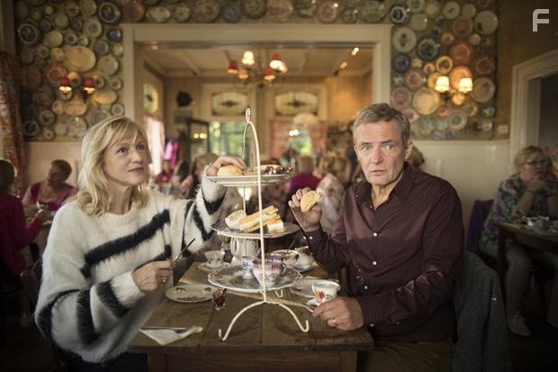 Herman Finkers and Johanna ter Steege in De Beentjes van Sint-Hildegard (2020)