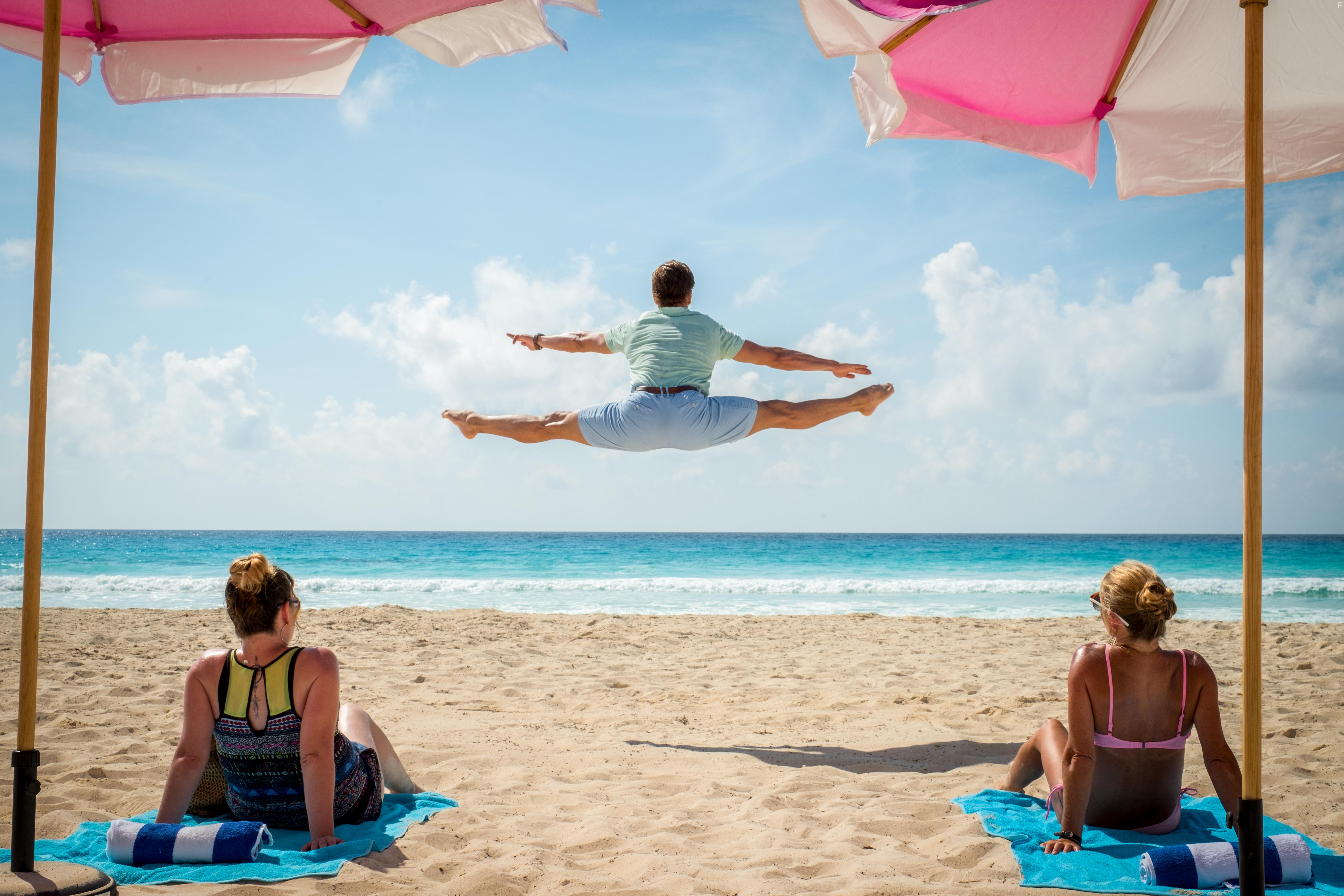 Kristen Wiig, Annie Mumolo, and Jamie Dornan in Barb and Star Go to Vista Del Mar (2021)