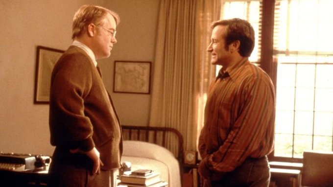 Robin Williams and Philip Seymour Hoffman in Целитель Адамс (1998)