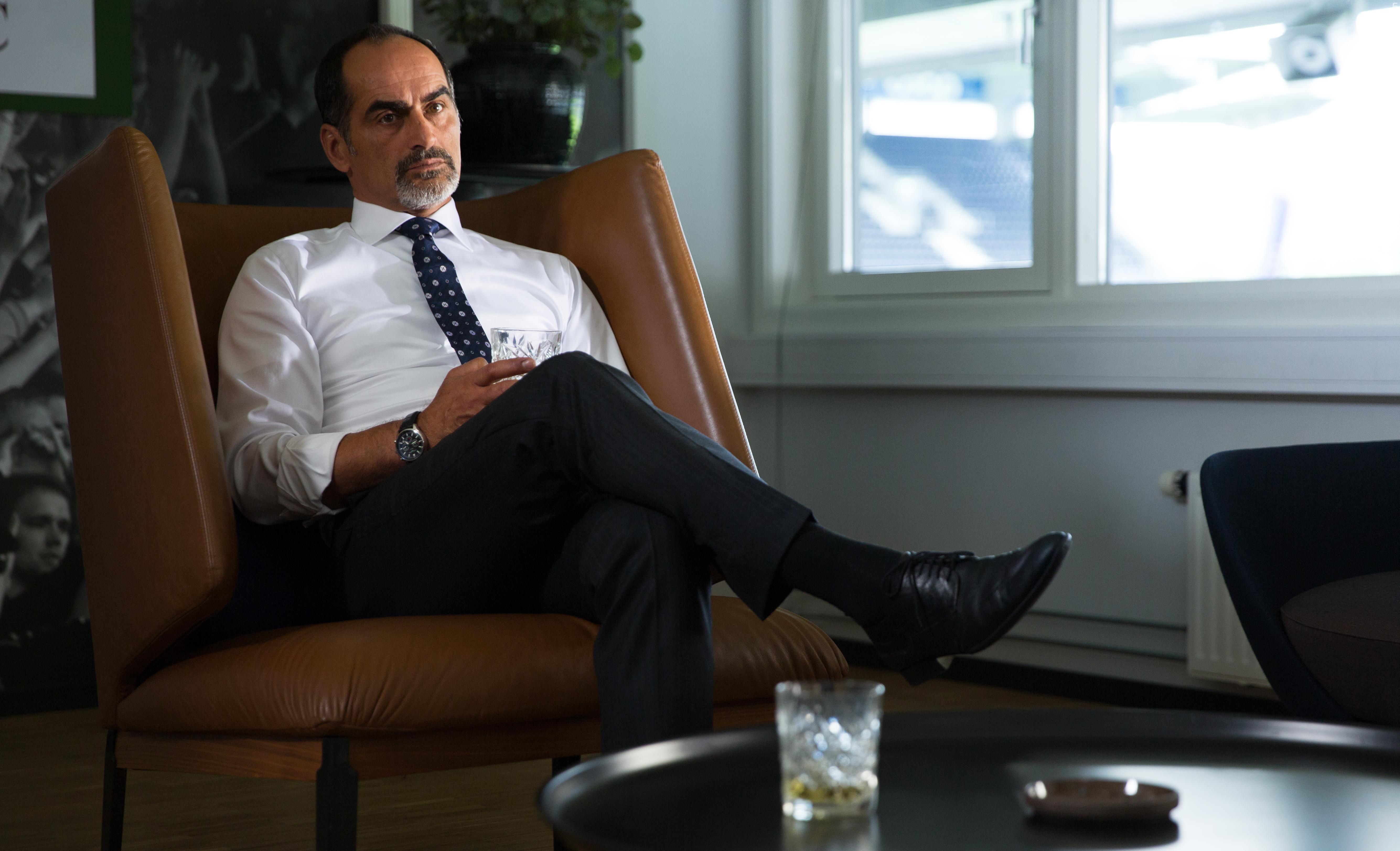 Navid Negahban in Dark Corners (2021)