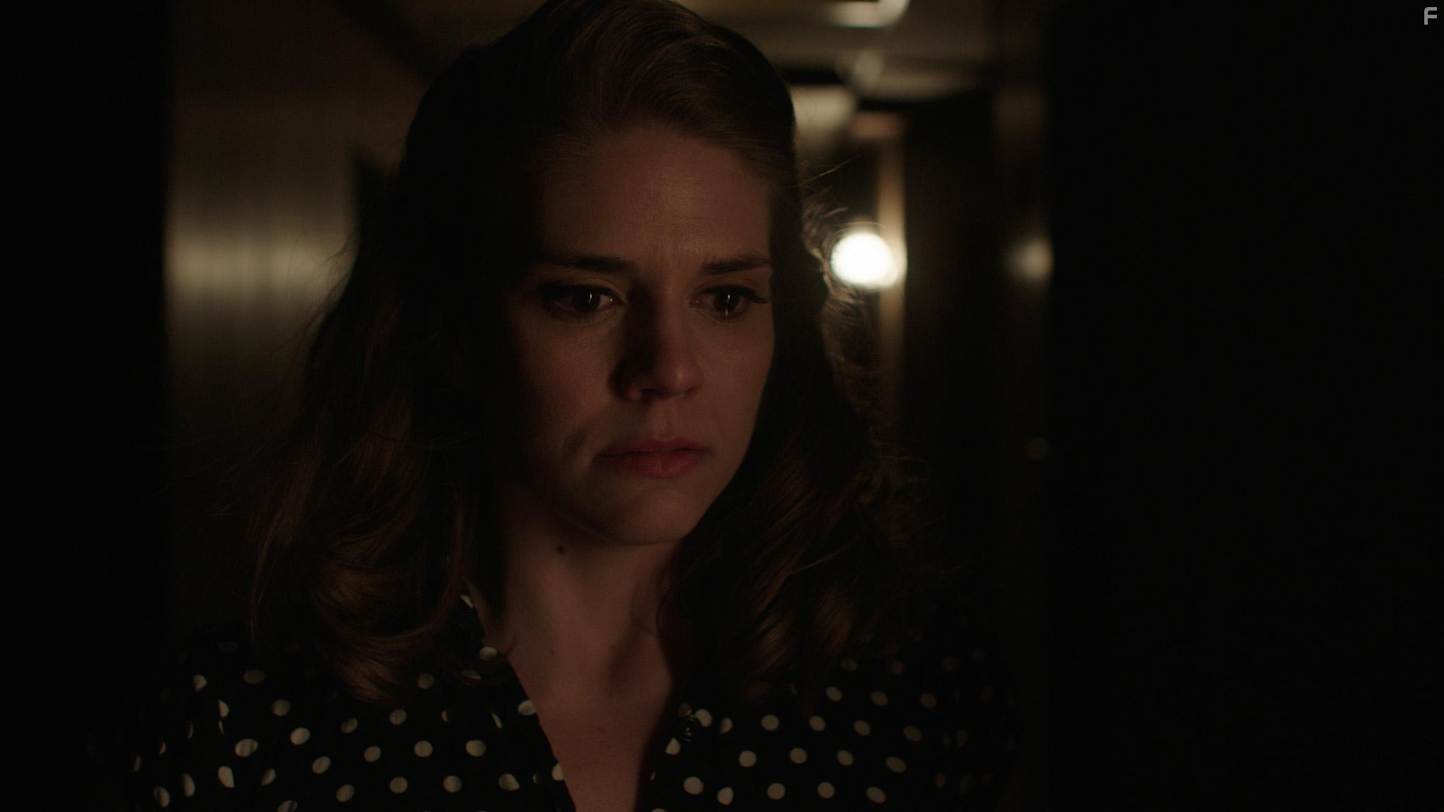 Ashley Shelton in Alice Fades Away (2021)