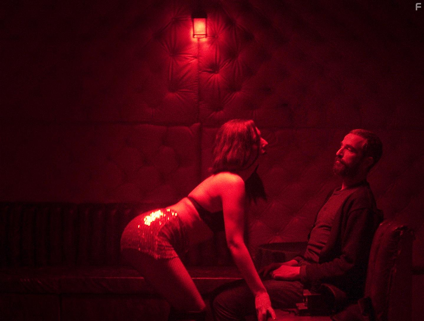 Aris Servetalis in Mila (2020)