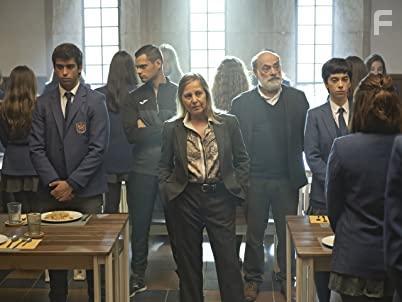 Natalia Dicenta in El Internado: Las Cumbres (2021)