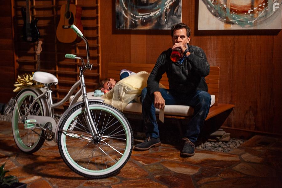 John Mese in Noise in the Middle (2020)