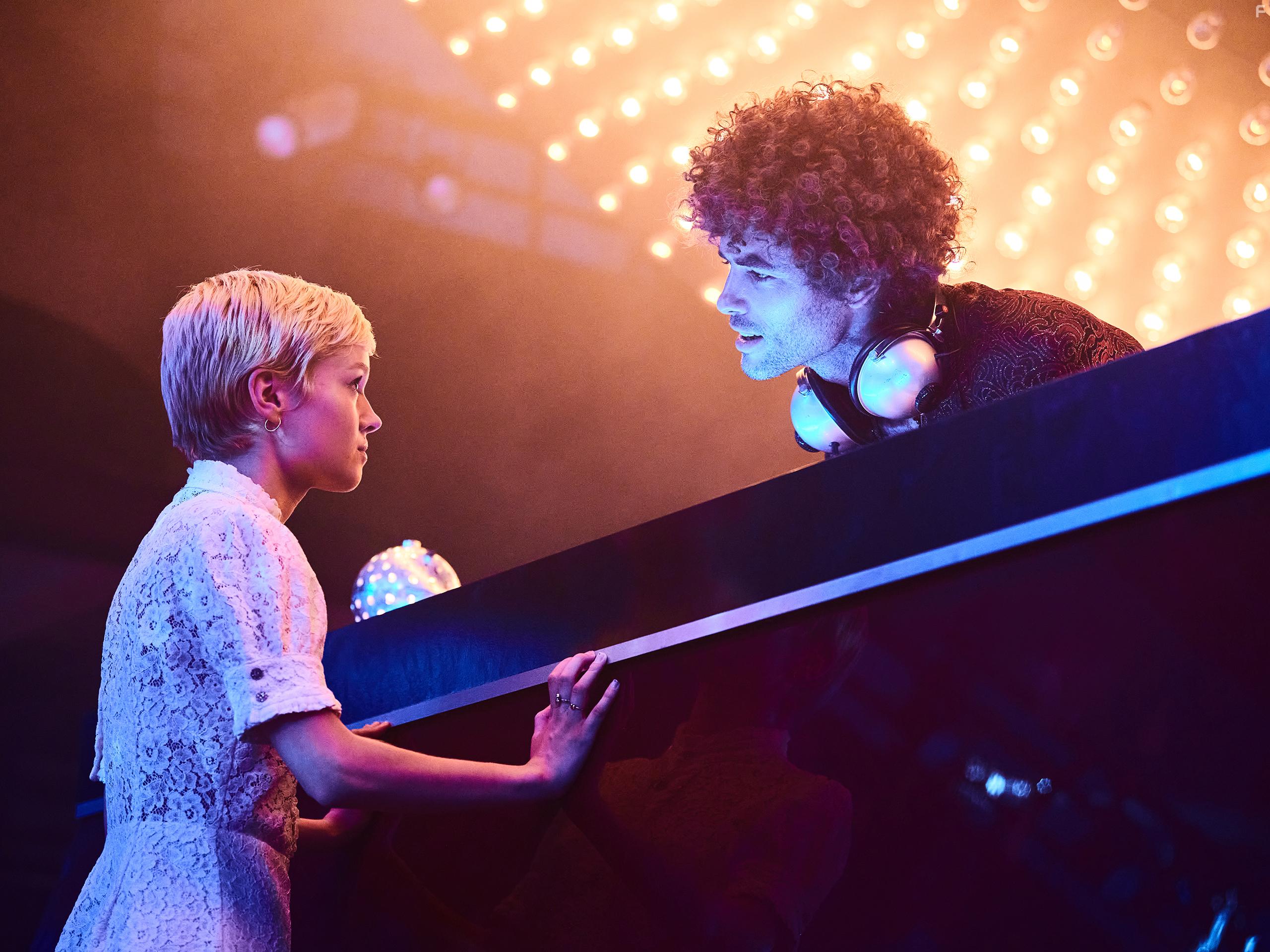 Lea Drinda in Wir Kinder vom Bahnhof Zoo (2021)