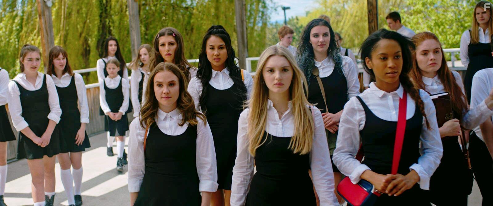 Natalie Malaika, Kaitlyn Bernard, Keilani Elizabeth Rose, Brenna Llewellyn, Carly Fawcett, Brenna Coates, and Jasmine Randhawa in The Color Rose (2020)