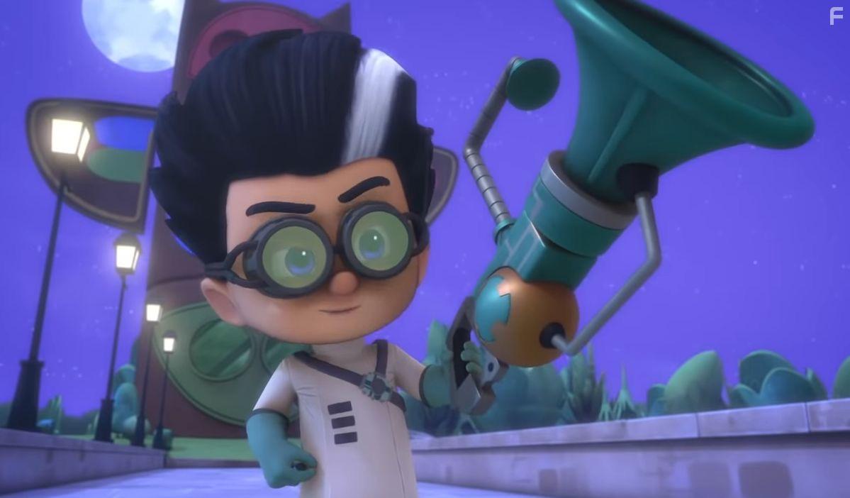 Devan Cohen and Alex Thorne in PJ Masks (2015)