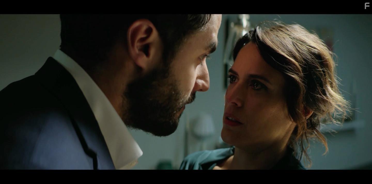 Olivia Bonamy and Ben Cura in Gatecrash (2020)